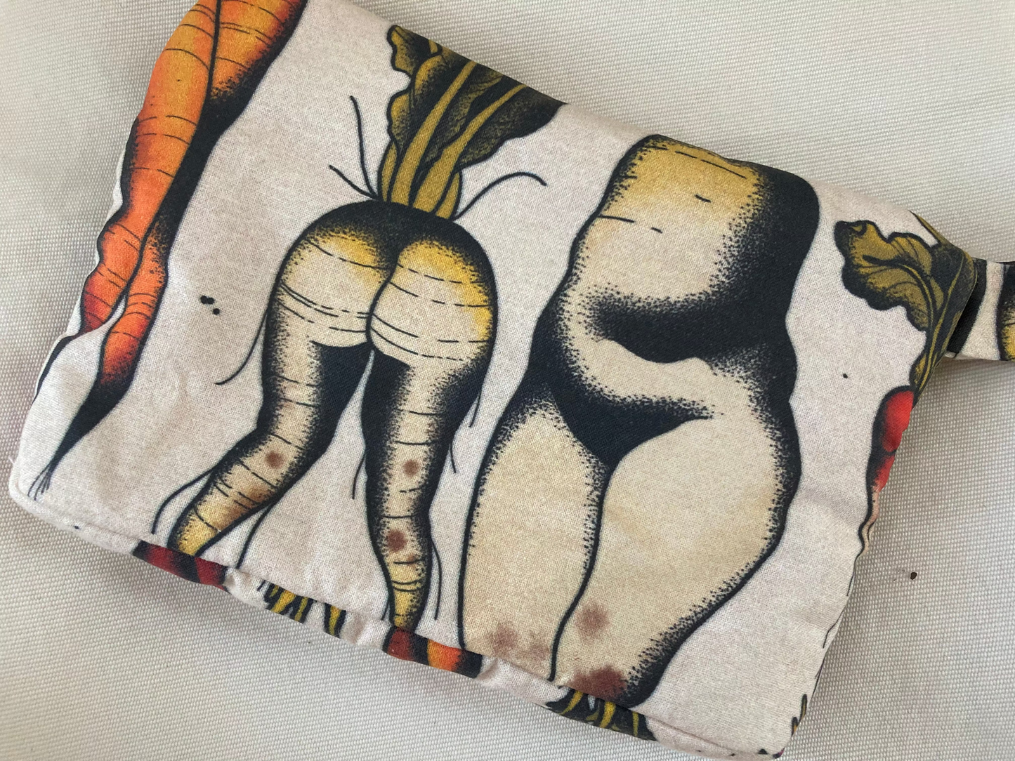 Cheeky Veggies Zipper Pouch